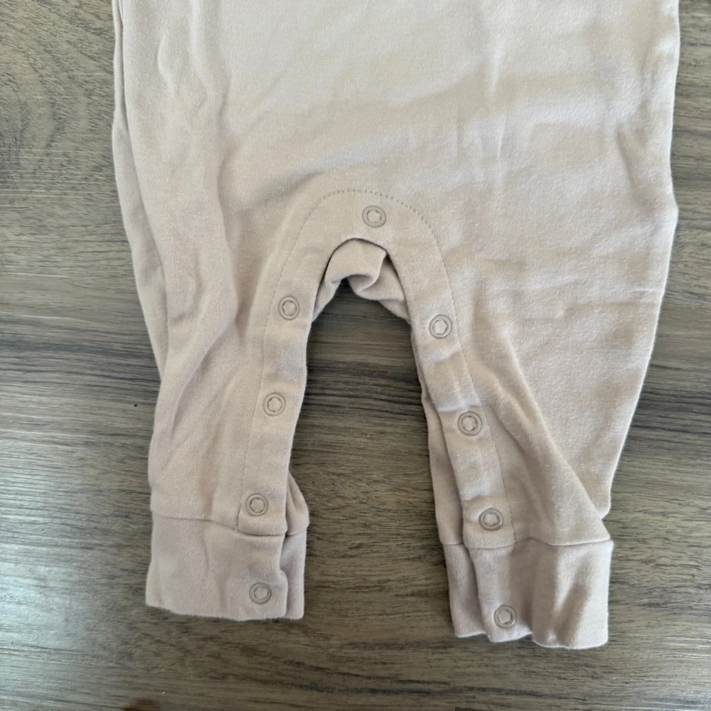 Lucy Lue Organics Baby Cream One Piece Size 3-6 months